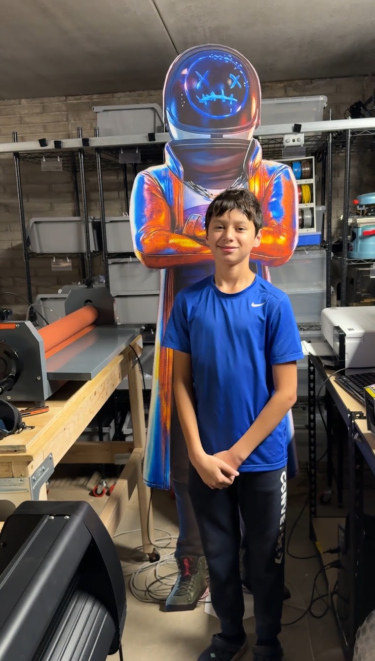 Customer provided esports fan art cutt-out